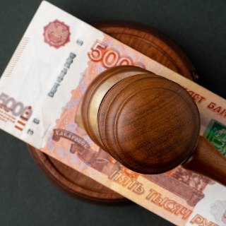 Штраф для женщины за нападение на учительницу подтвержден судом